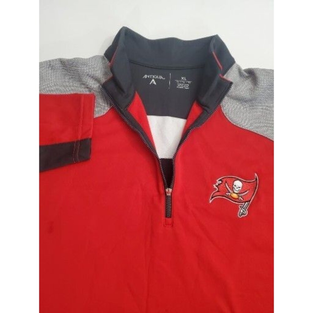 Antigua Men's Tampa Bay Buccaneers Long Sleeve Pullover Activewear Jacket, XL
